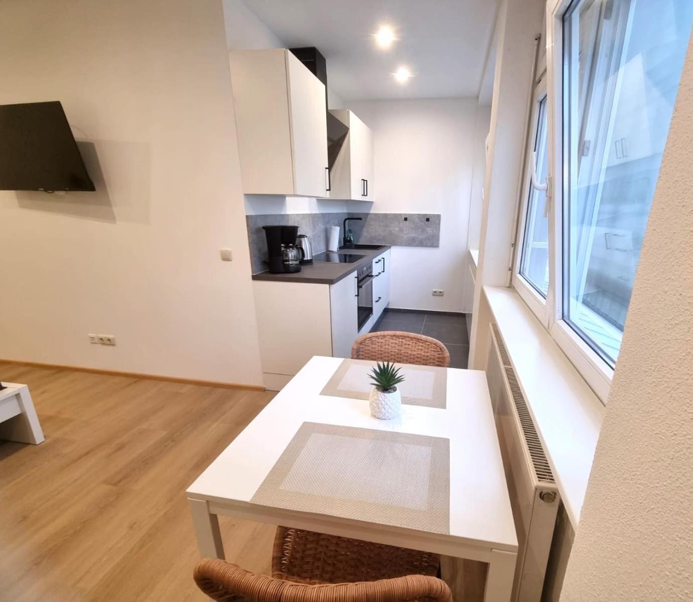Wohnung Inn - Im Zentrum, Kueche, Parkplatz, Ruhig Gelegen Passau Buitenkant foto